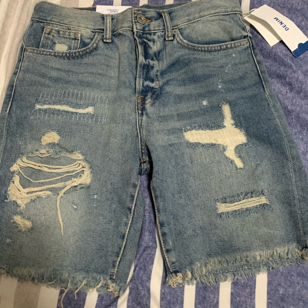H&M’s  distressed shorts
